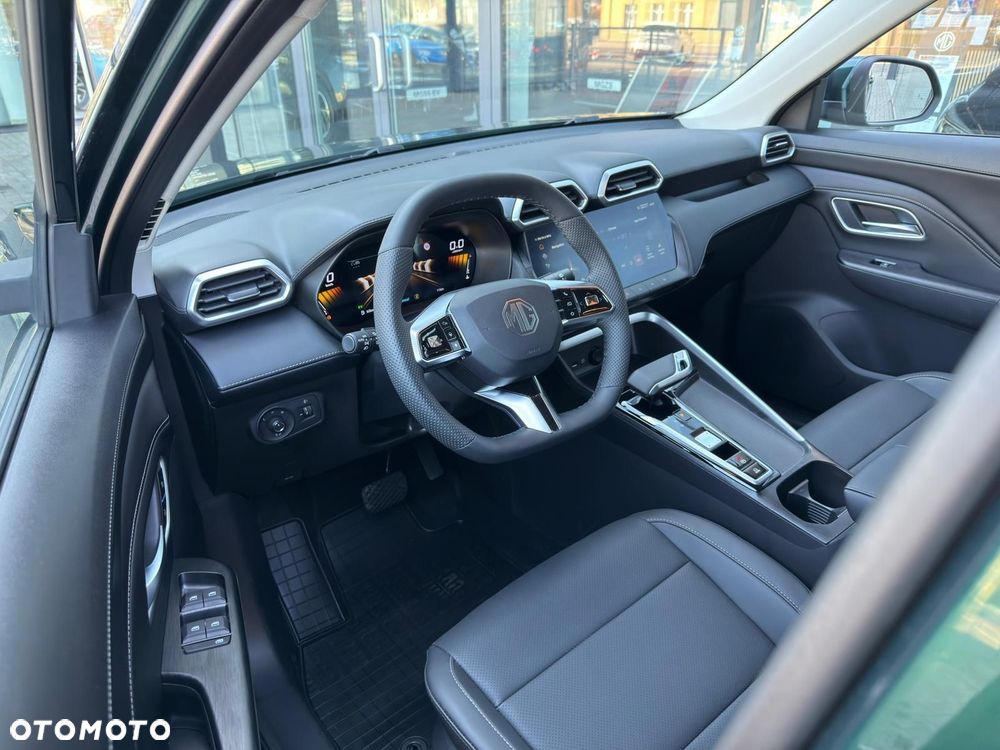 MG ZS Hybrid+ - 12