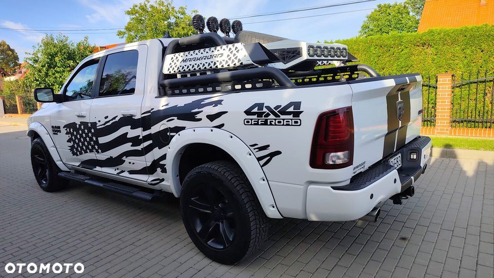 Dodge RAM 5.7 4x4 - 10