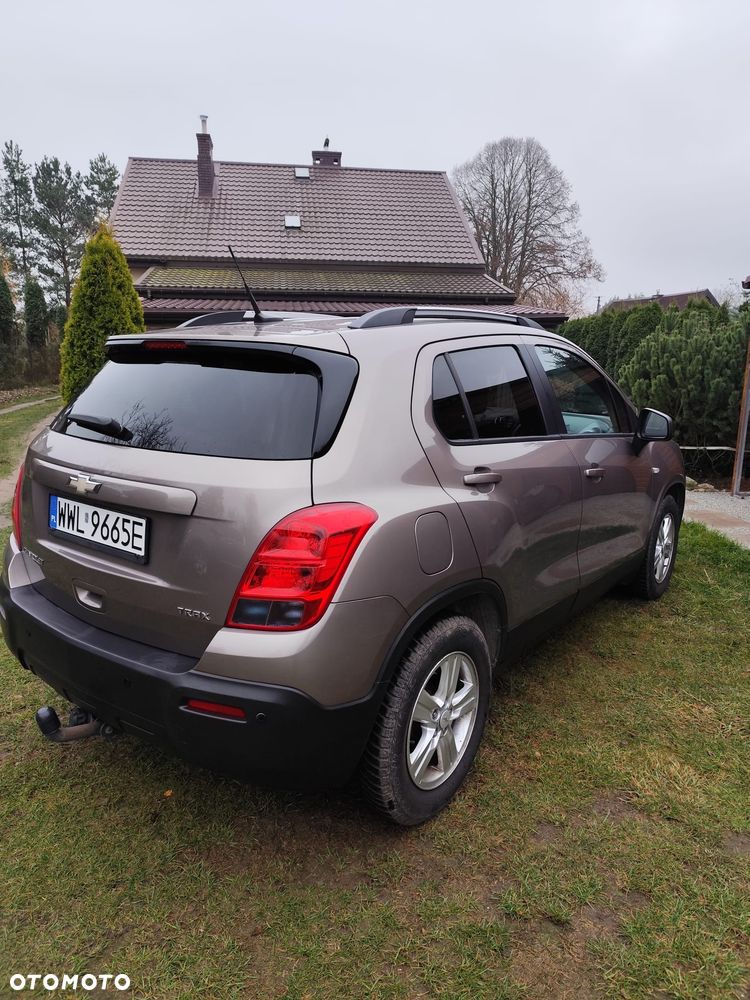 Chevrolet Trax 1.6 LS - 25