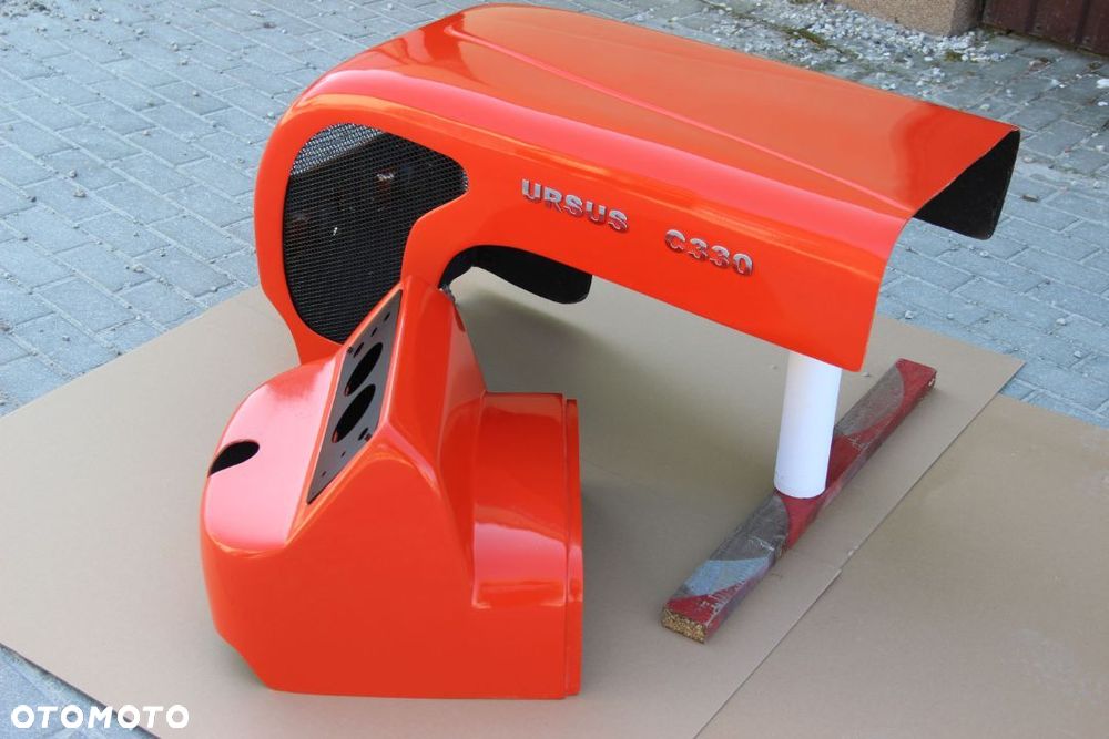 Maska URSUS C 330 C- 330 tworzywo Nowość fabryczna HIT - 3