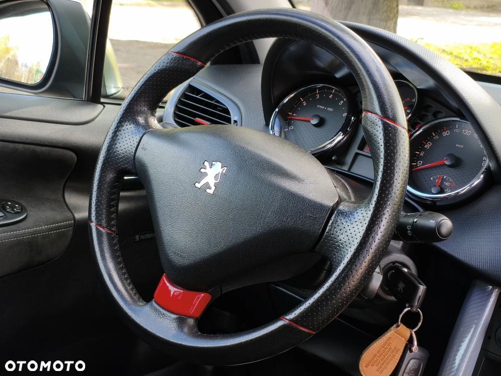 Peugeot 207 175 RC - 22