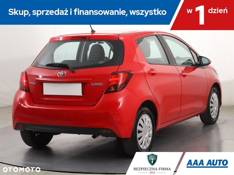 Toyota Yaris - 7