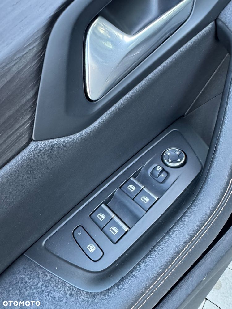 Peugeot 508 225 e-EAT8 GT - 16