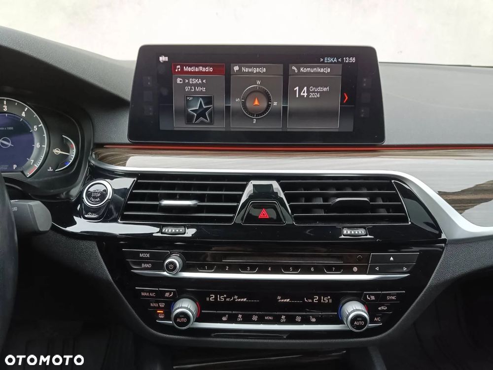 BMW Seria 5 530i xDrive Sport Line sport - 15