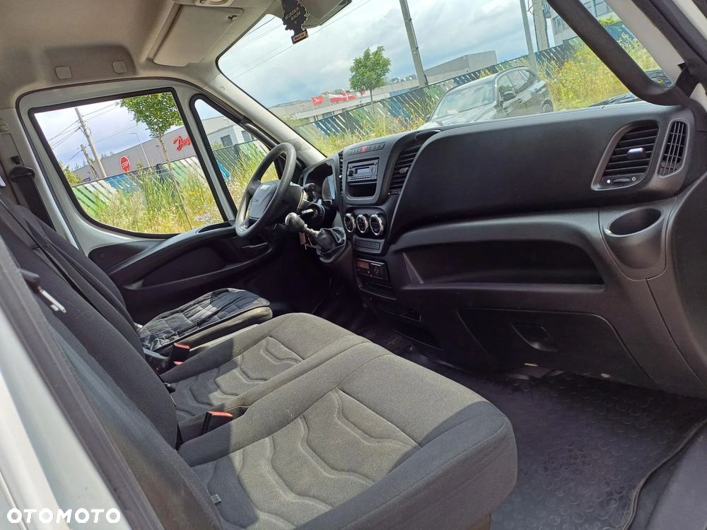 Iveco 70C17 - 8