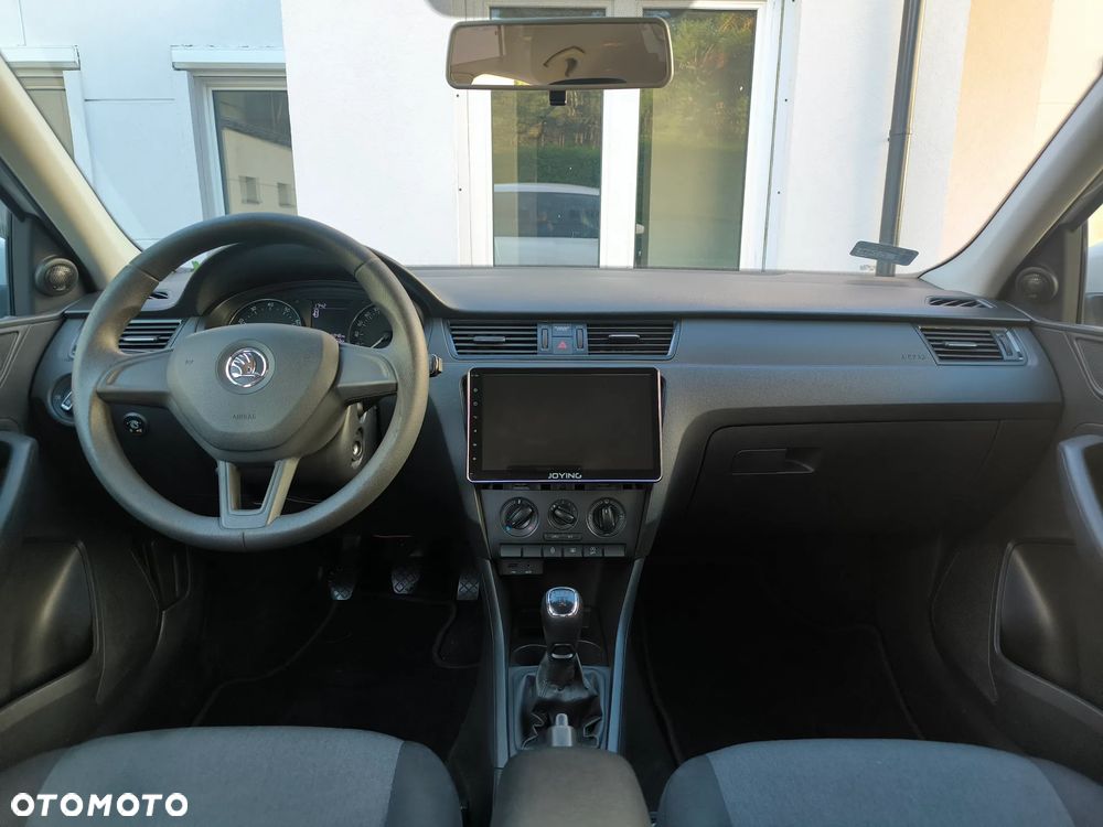 Skoda RAPID 1.2 TSI Ambition - 7