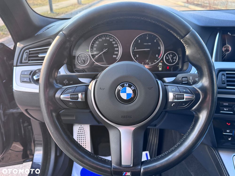 BMW Seria 5 518d M Sport - 14