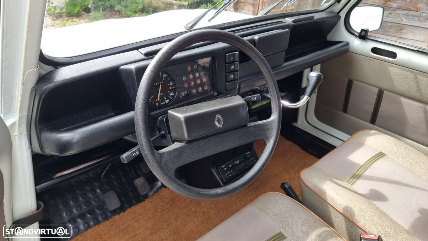 Renault 4 1.0 TL Savanne - 22