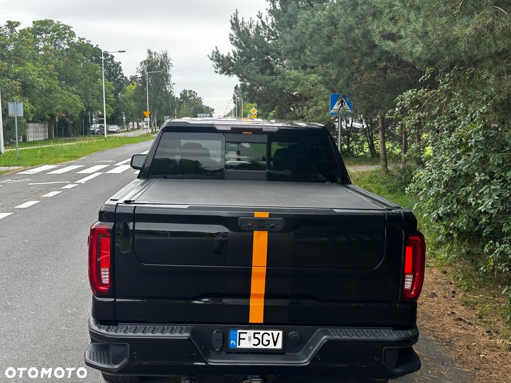 GMC Sierra - 8