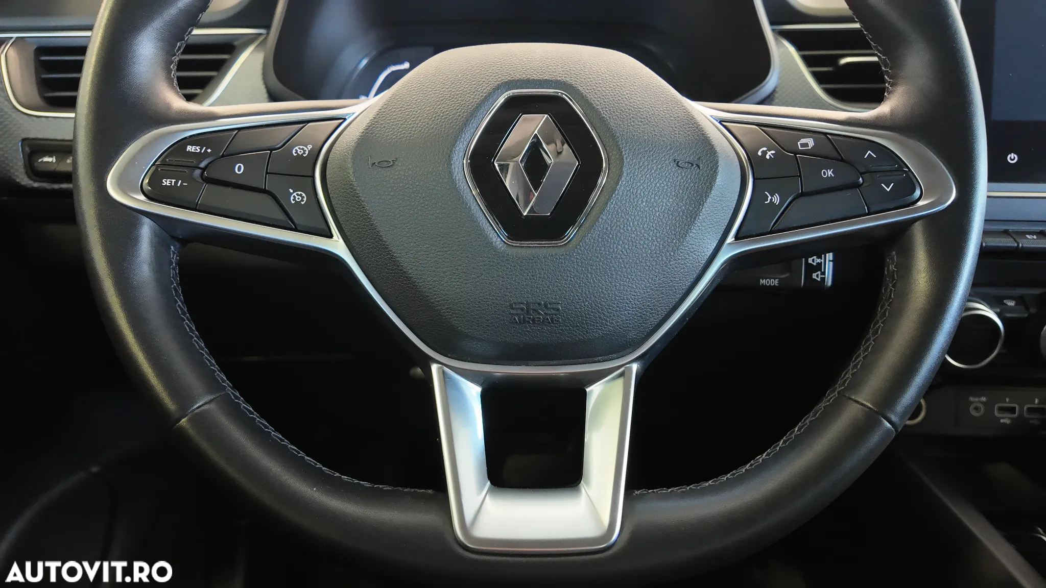 Renault Arkana E-TECH Hybrid 145 Techno - 19