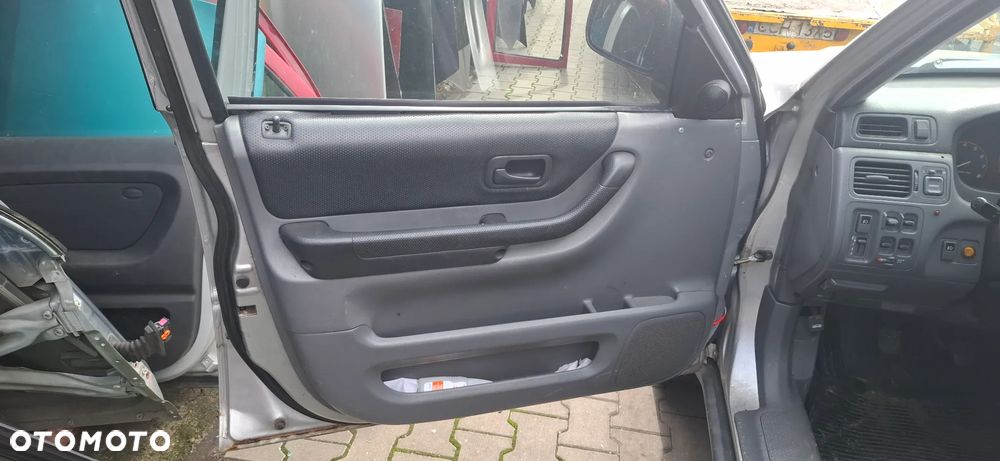 Honda CR-V na części - 8