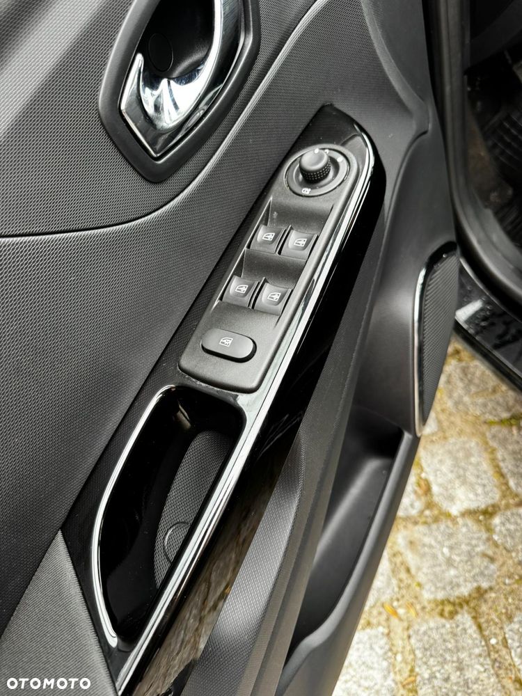 Renault Captur ENERGY TCe 90 Start&Stop Luxe - 17