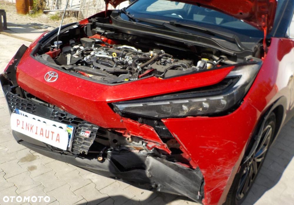 Toyota C-HR - 8