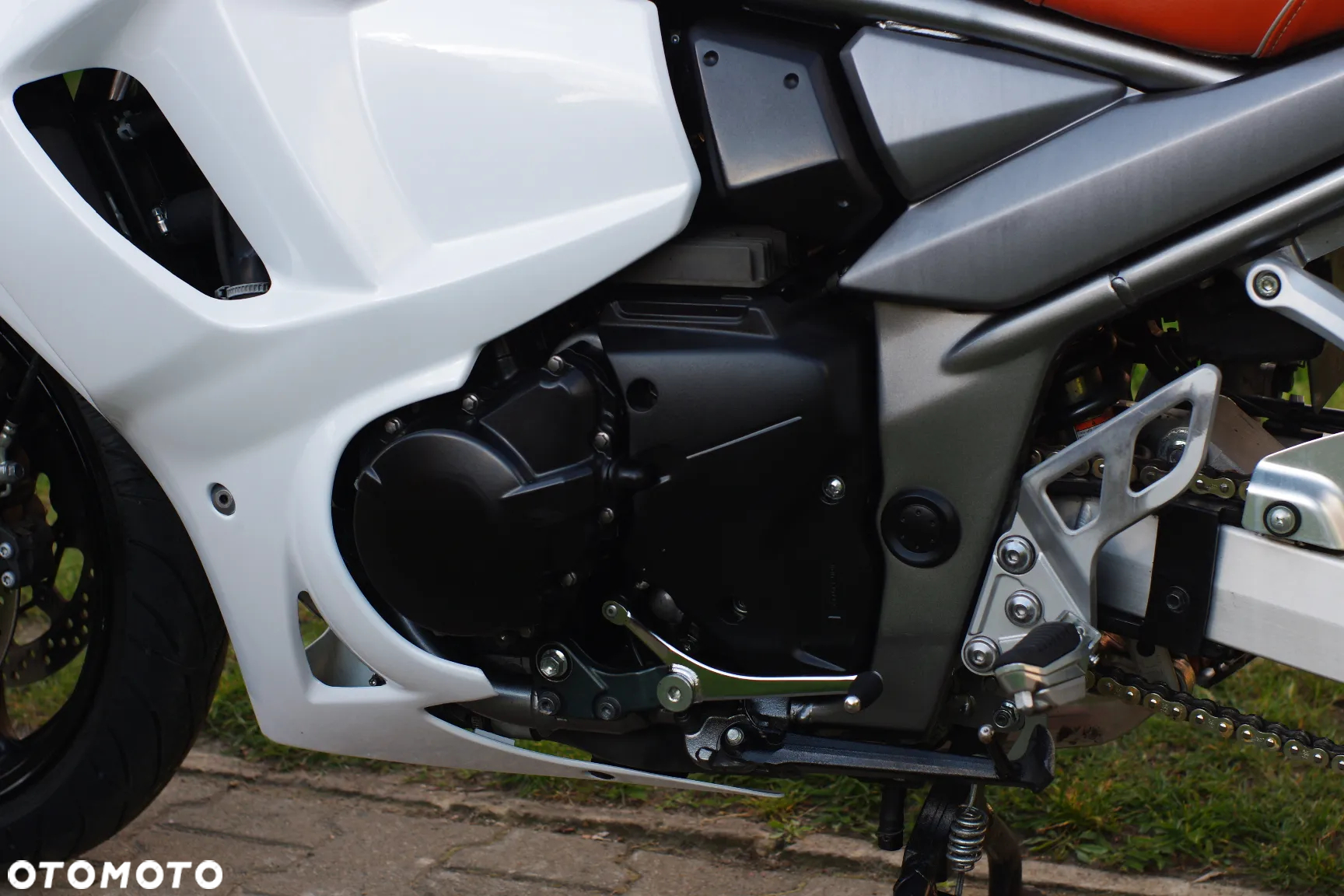 Suzuki GSX - 22
