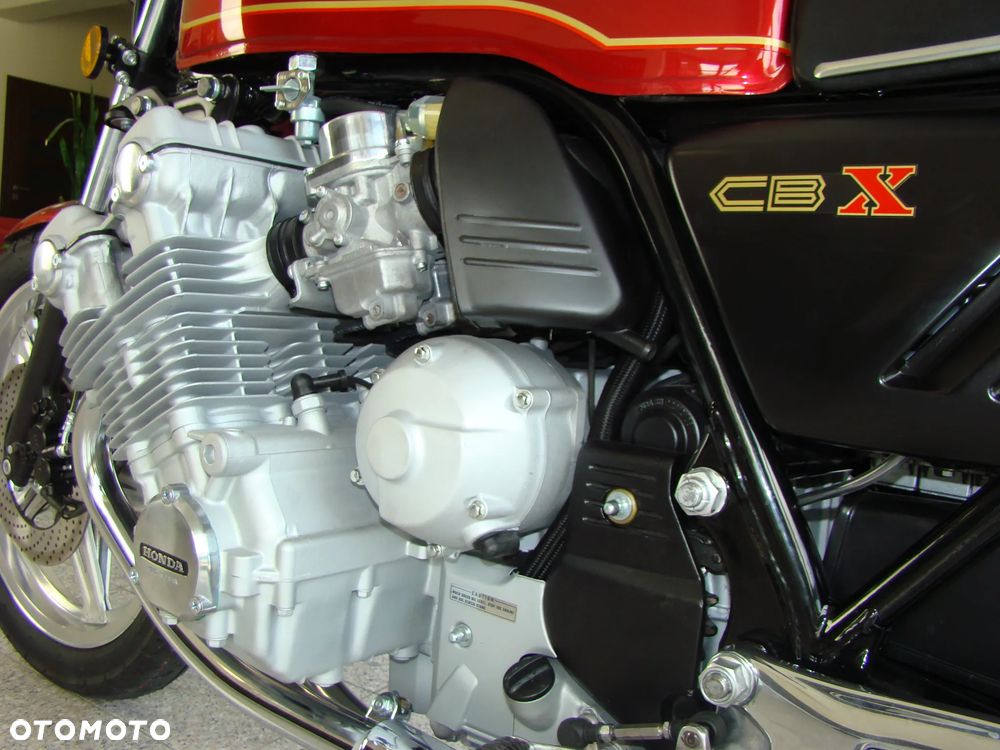 Honda CBX - 30