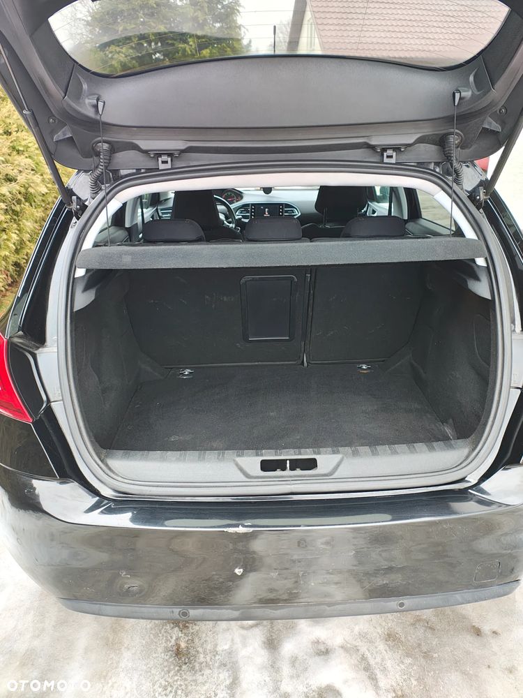 Peugeot 308 1.6 e-HDi Allure S&S - 9