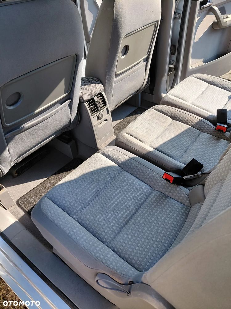 Volkswagen Touran 1.9 TDI Trendline - 6