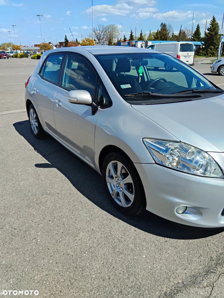 Toyota Auris 1.4 D-4D 2010 - 4