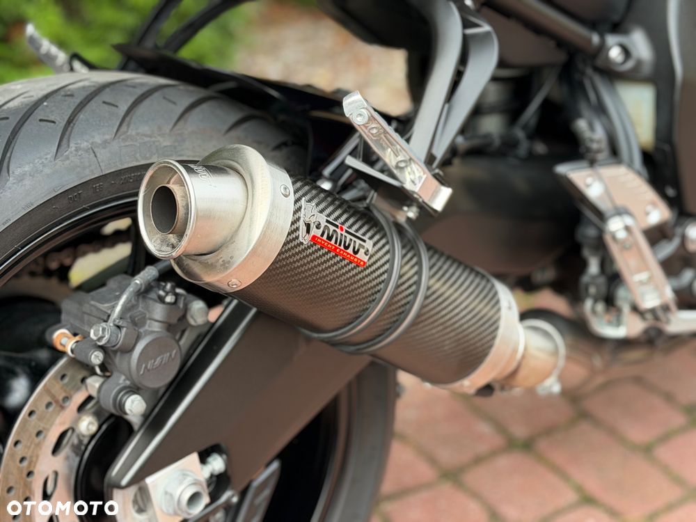 Yamaha FZ8 - 23