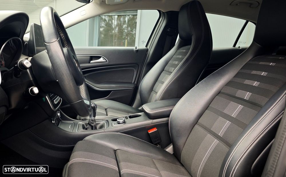 Mercedes-Benz GLA 180 d Urban - 9