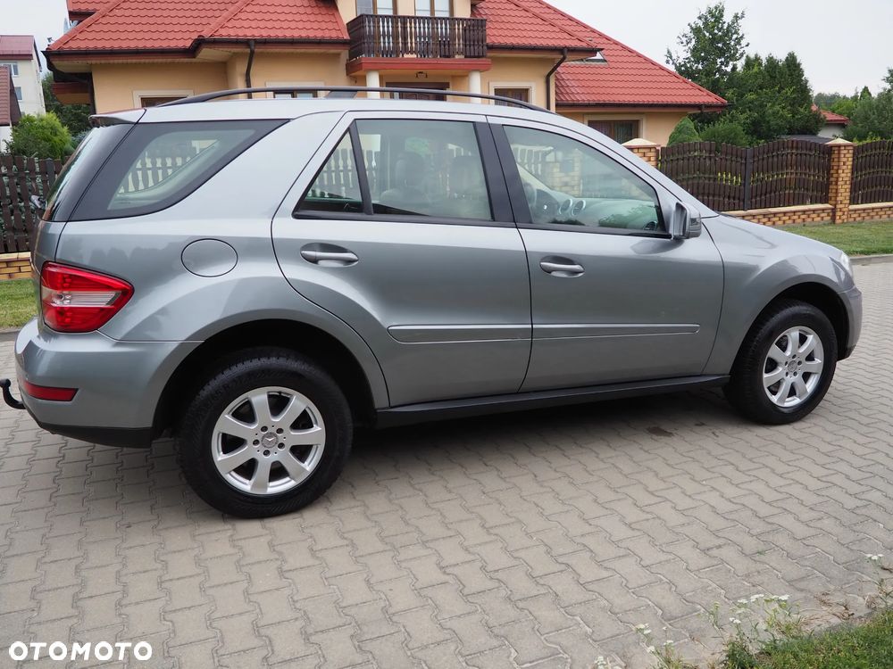 Mercedes-Benz ML - 11