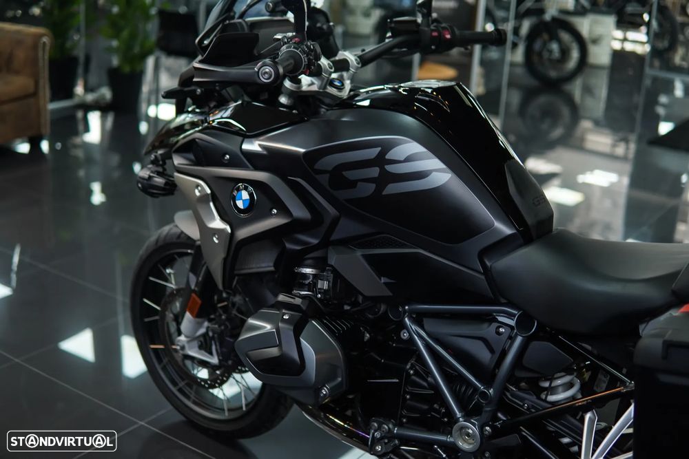 BMW R 1250 GS TRIPLE BLACK Rebaixada - 34