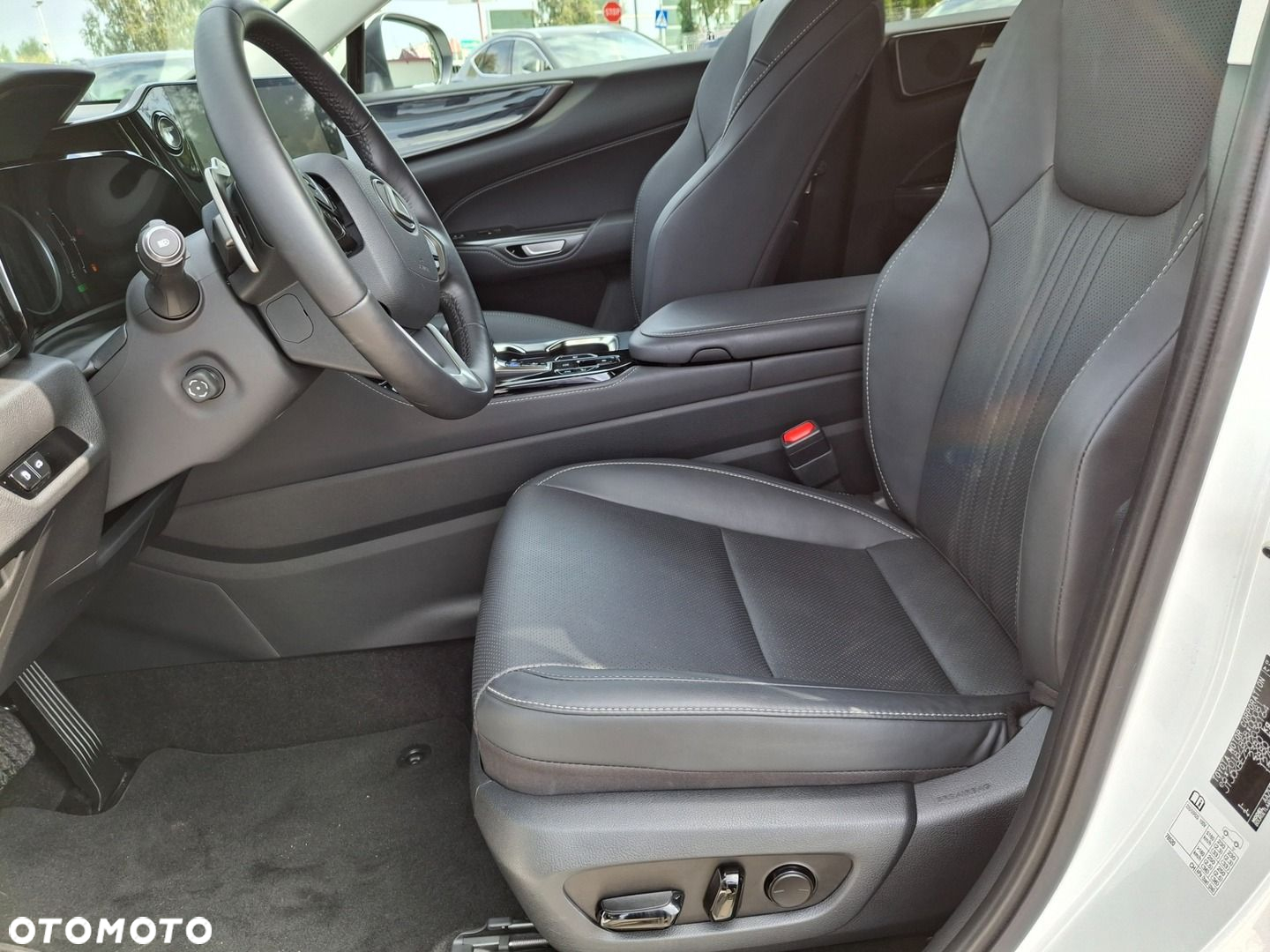 Lexus NX 350h Prestige AWD - 27