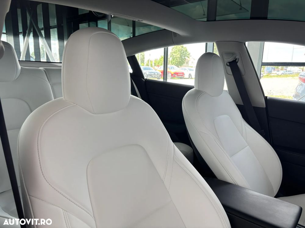 Tesla Model 3 Langstreckenbatterie Allradantrieb Dual Motor - 14