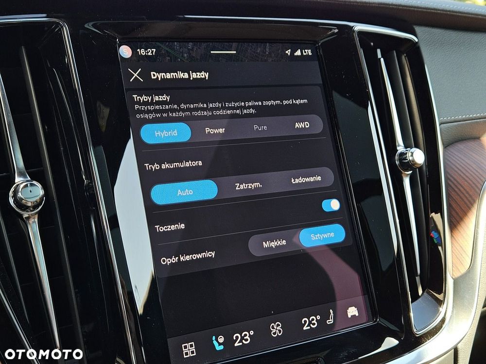 Volvo V60 T8 AWD Plug-In Hybrid Ultra Dark - 26