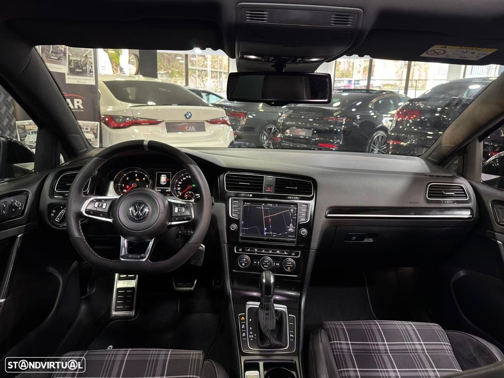 VW Golf 2.0 TDI GTD DSG - 7
