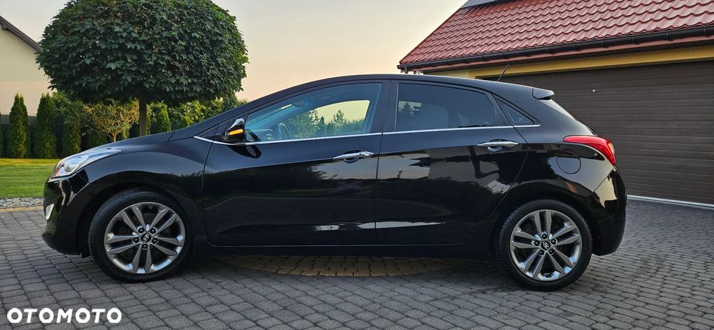 Hyundai i30 1.6 CRDi Premium - 4