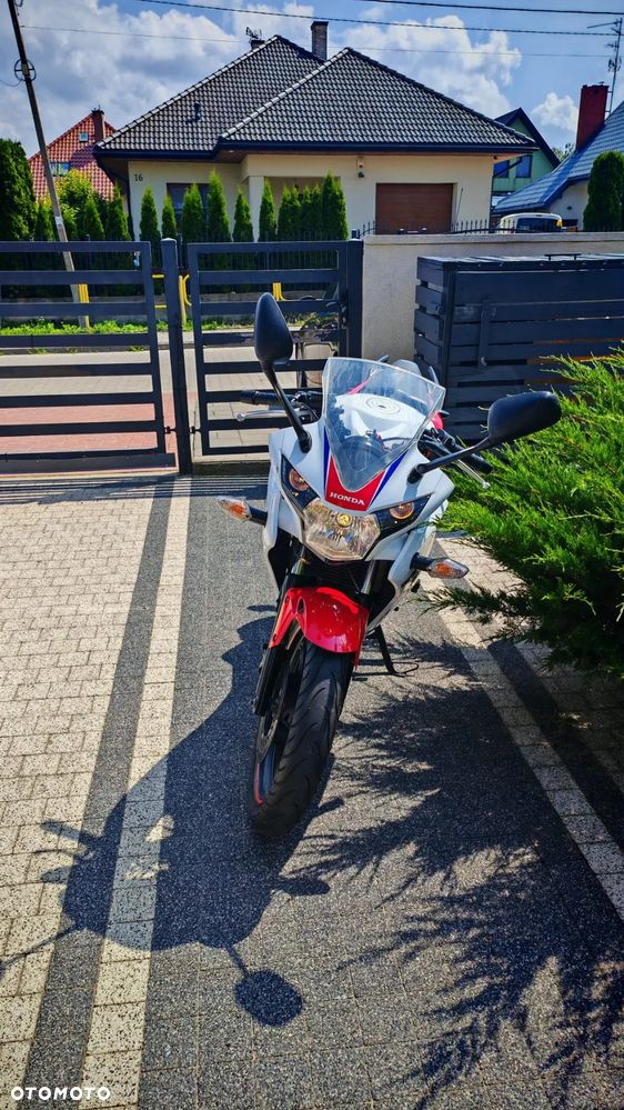 Honda CBR - 4
