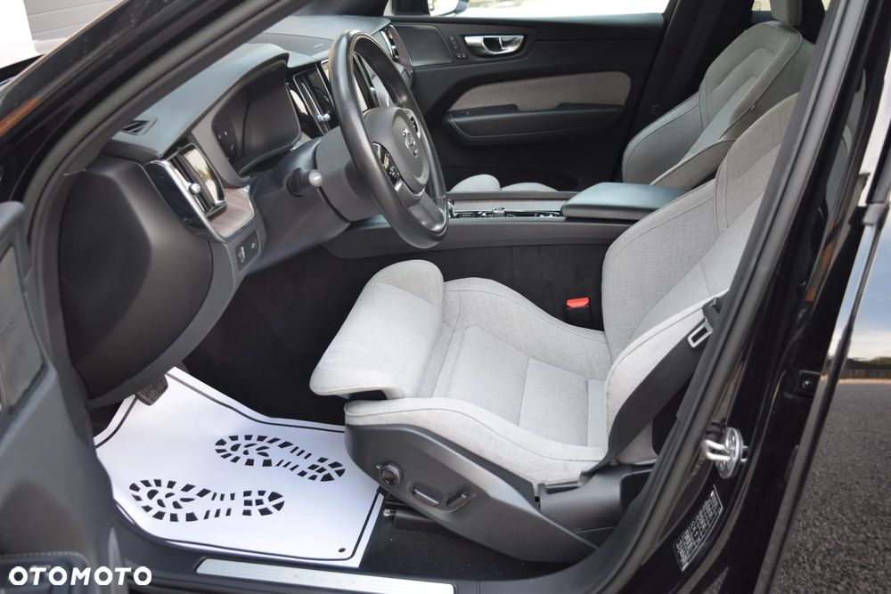 Volvo XC 60 B5 D AWD Geartronic Inscription - 21