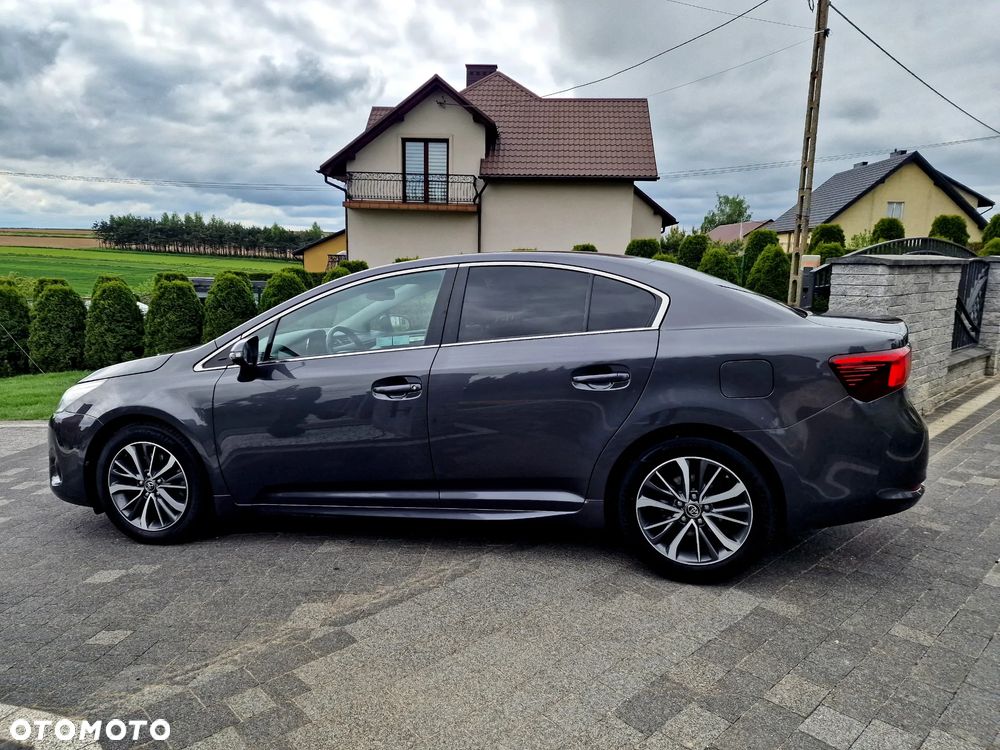 Toyota Avensis 2.0 D-4D Prestige - 10