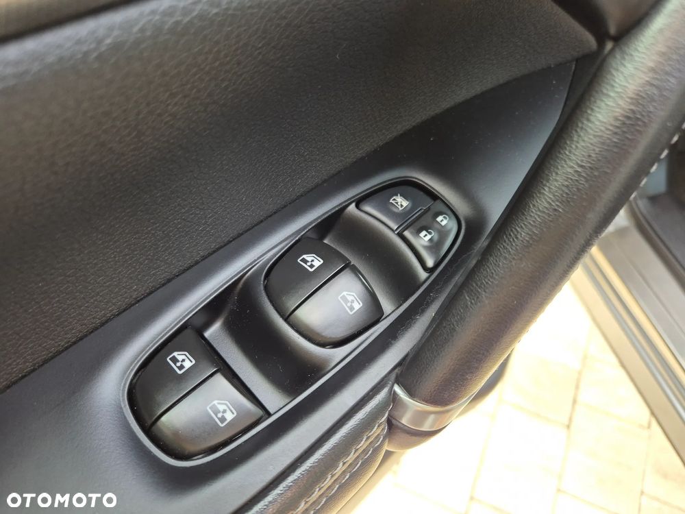 Nissan Qashqai 1.6 DCi Tekna+ Xtronic - 22
