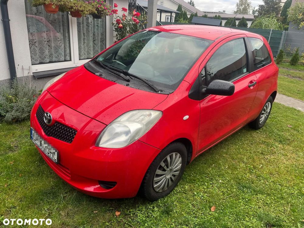 Toyota Yaris - 1
