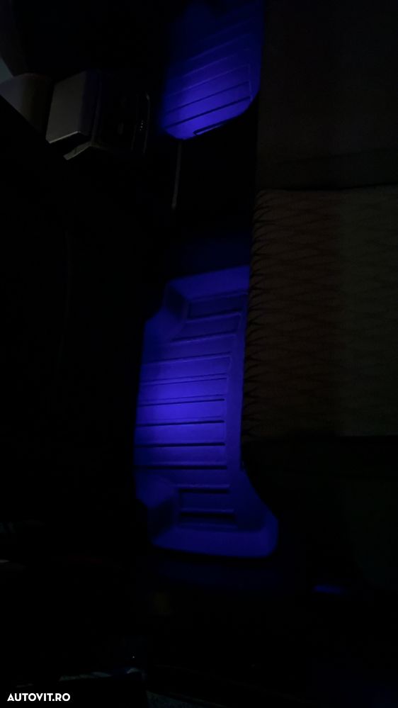 Seat Leon 1.6 TDI ECOMOTIVE Reference - 27