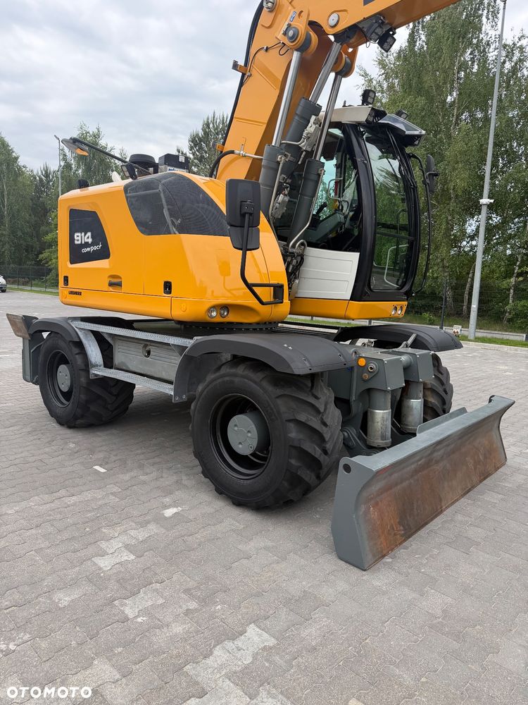 Liebherr A914 compact |rototilt |lapy-plug| - 12