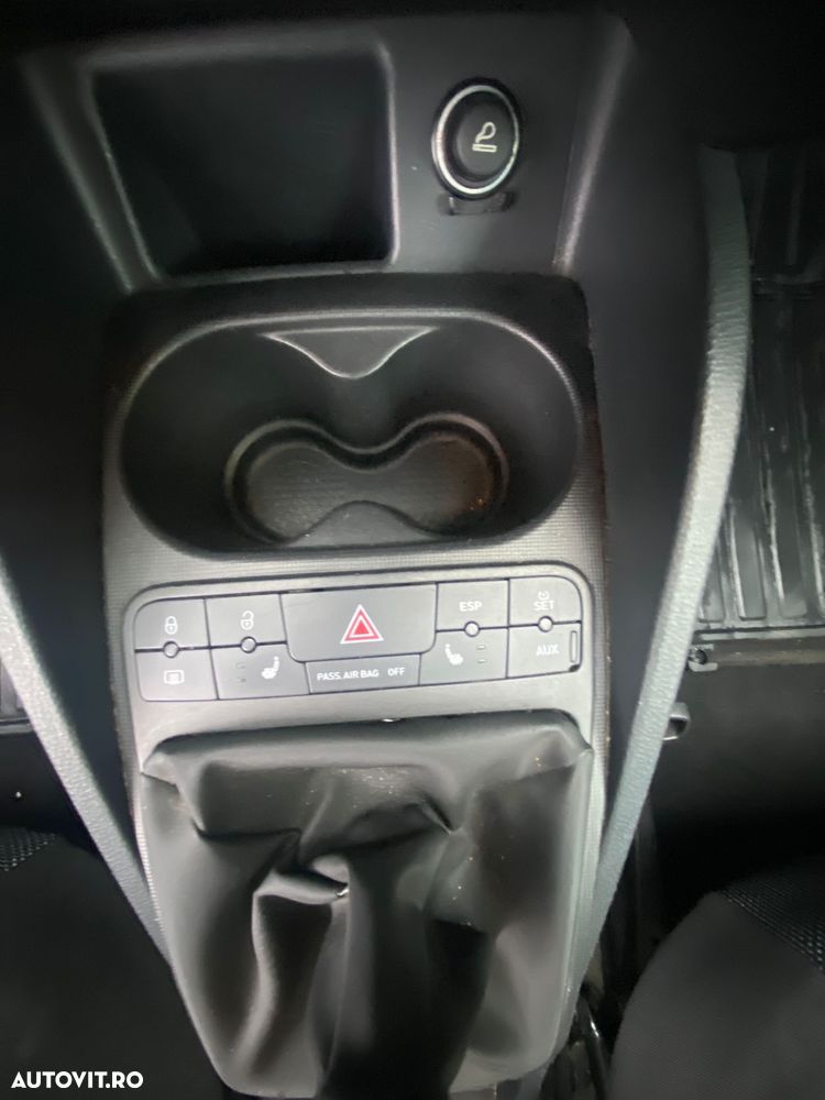 Seat Ibiza SC 1.6 16V Sport - 5