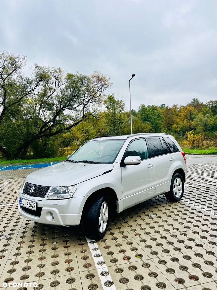 Suzuki Grand Vitara 1.9 DDiS Premium - 2