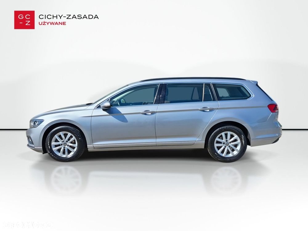 Volkswagen Passat Variant 2.0 TDI SCR Business Plus DSG - 2