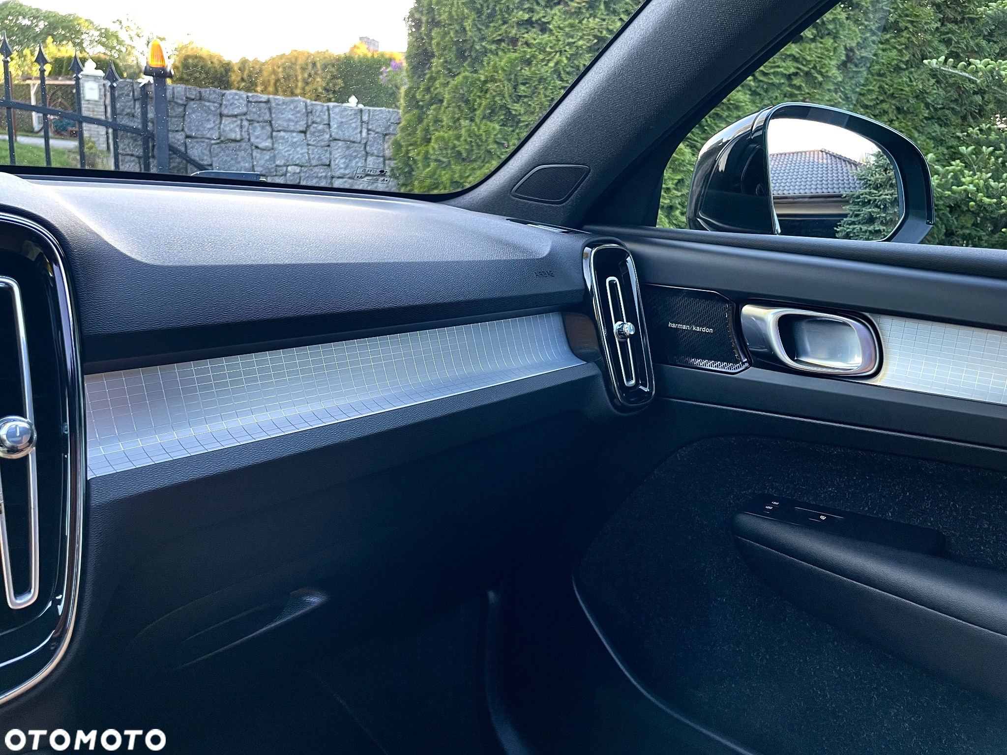 Volvo XC 40 D3 Momentum Pro - 37