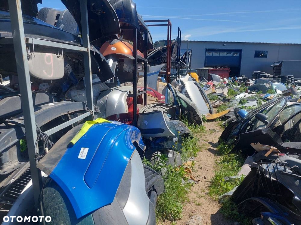 KOMPLETNY TYŁ KLAPA BAGAŻNIKA ZDERZAK LAMPY VOLKSWAGEN GOLF IV HB 5D LW5Z - 11