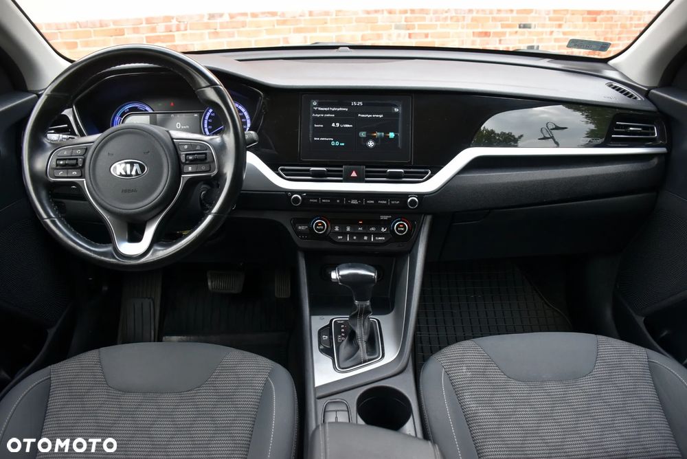 Kia Niro 1.6 GDI Hybrid M - 23