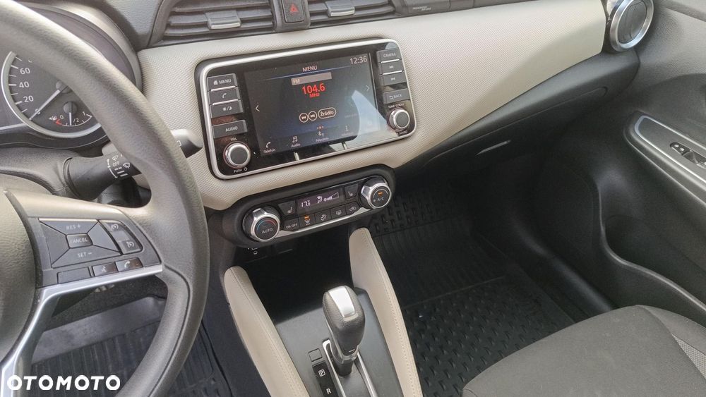 Nissan Micra 1.0 IG-T Acenta Xtronic - 16