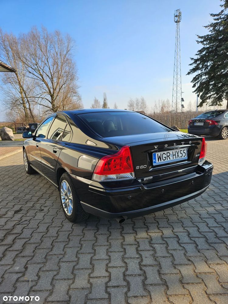 Volvo S60 D5 Momentum - 8