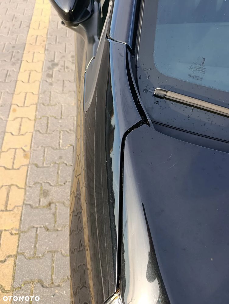 Peugeot 208 - 12