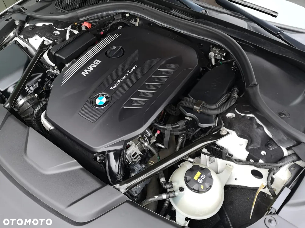 BMW Seria 7 740Ld xDrive - 33