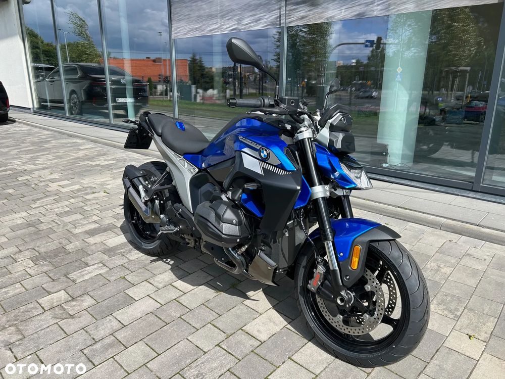 BMW R - 1
