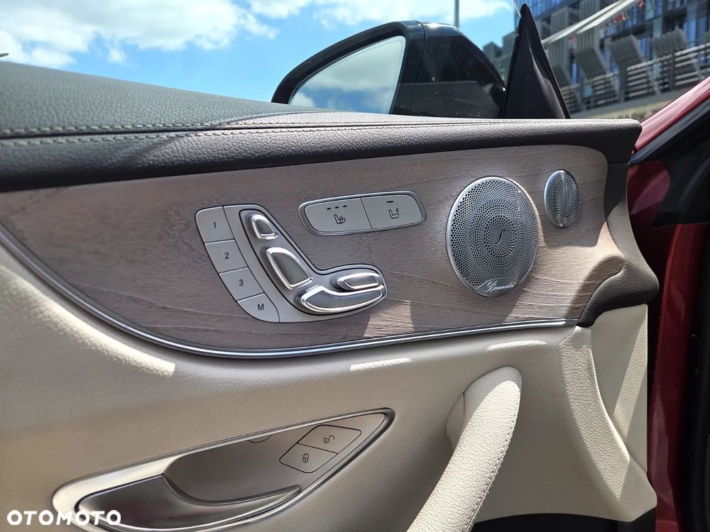 Mercedes-Benz Klasa E 400 - 16